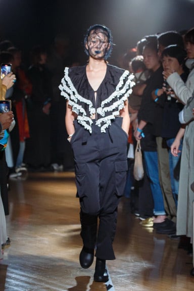 24SS】FUMIE=TANAKA frill neck (BLACK) F24S-24 | IAAAM ONLINE 24SS】FUMIE=TANAKA frill neck (BLACK) F24S-24 | IAAAM ONLINE