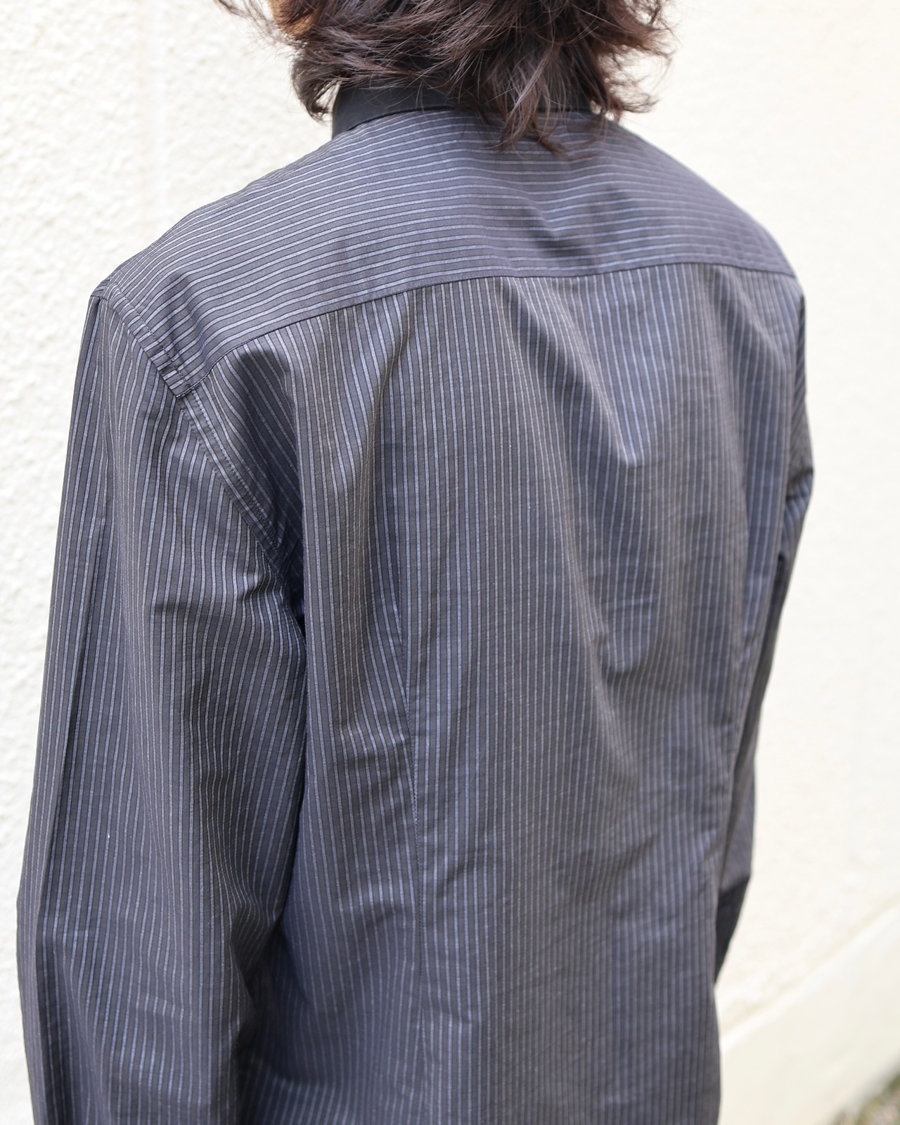【CoSTUME NATIONAL HOMME】stripe slim fit shirt