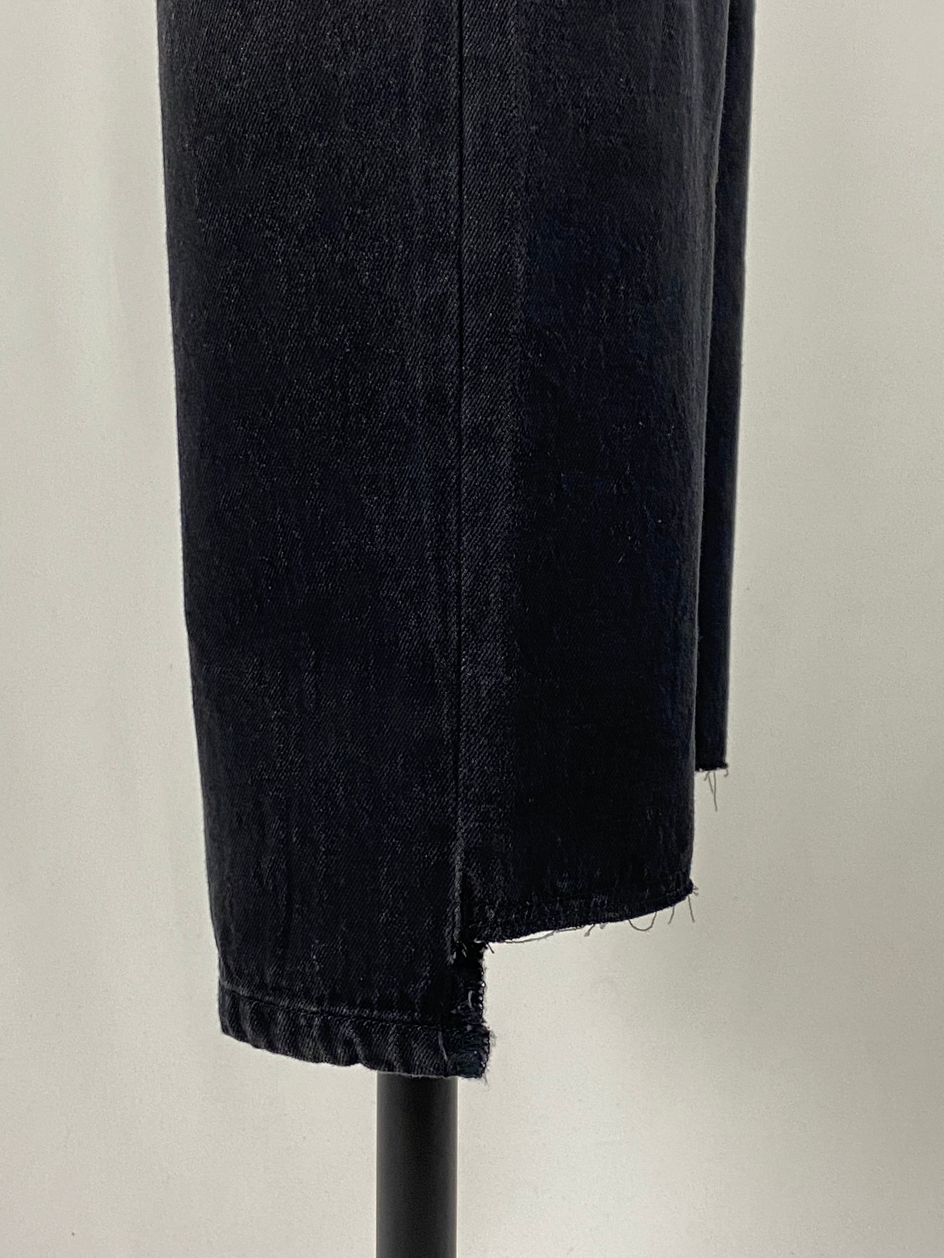 タックベルトデザインパンツ｜ブラック｜YENN | ASAHIYA