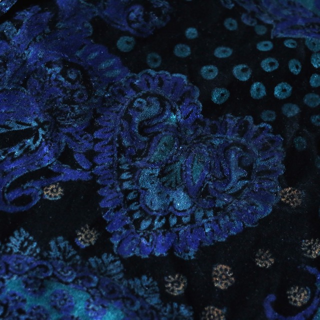 cold coloring arabesque art pattern velours over silhouette shirt