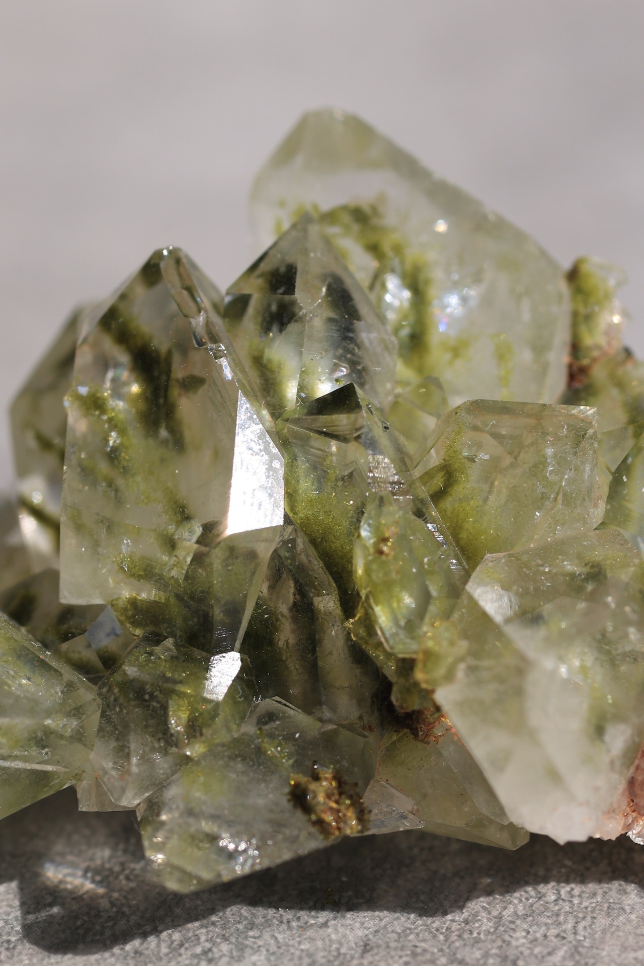 エピドート「自然と時間」Epidote|天然石 原石 鉱物 パワーストーン | EP-U-001