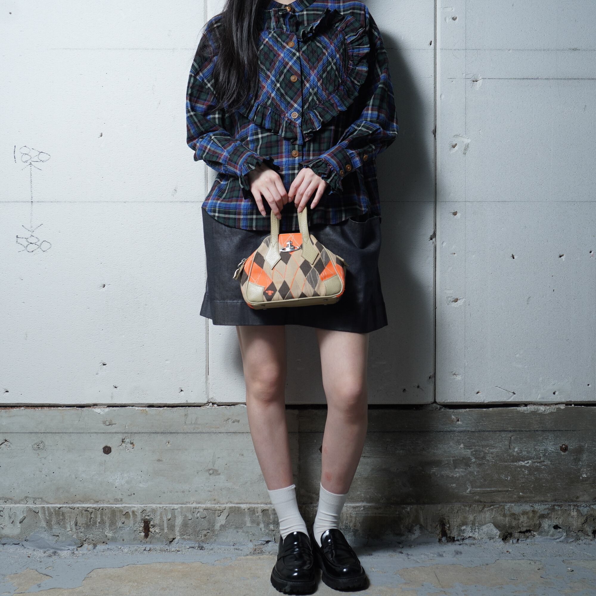 Vivienne Westwood】ヴィヴィアンウエストウッド オーブロゴ ヤスミン