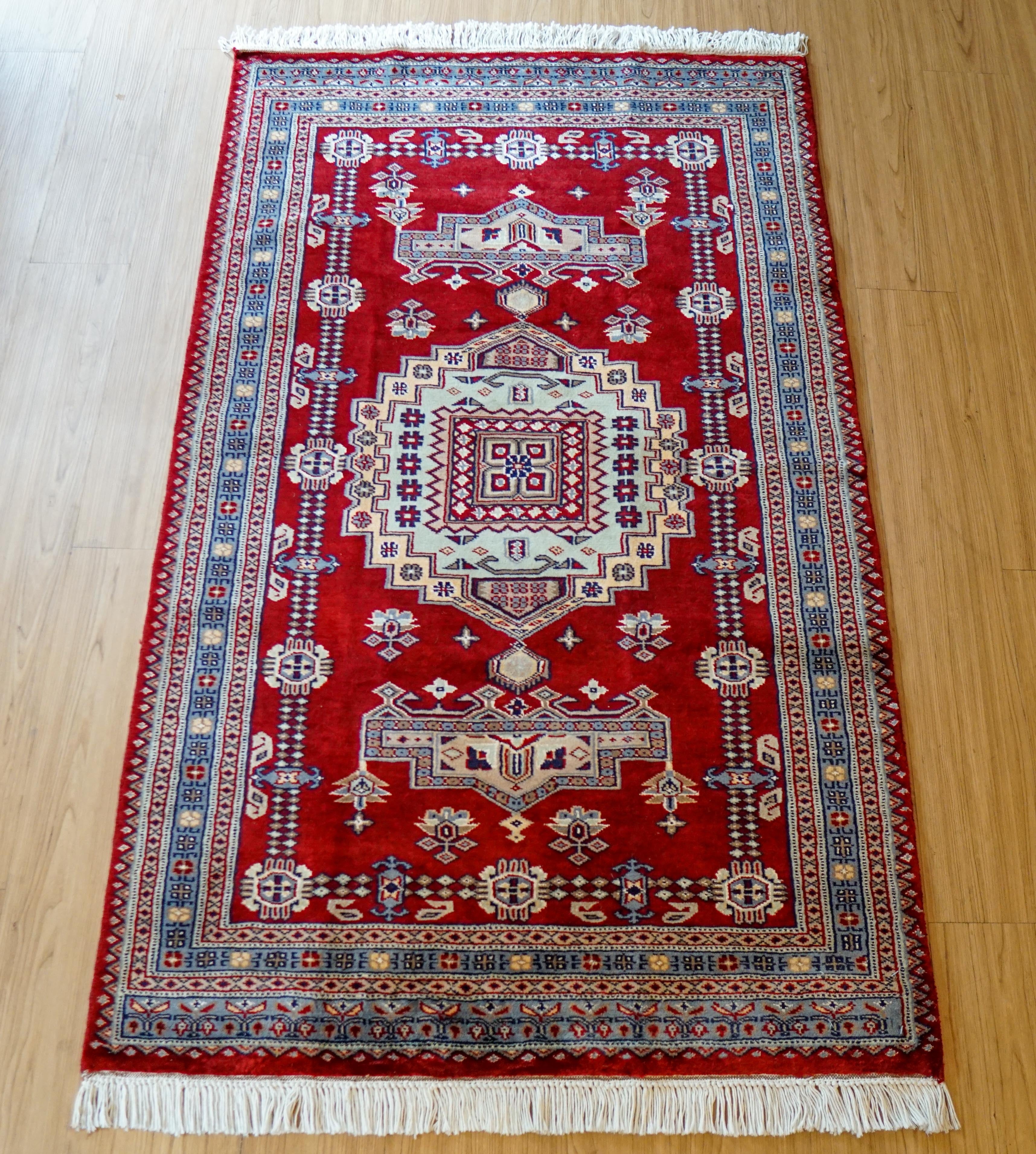 パキスタン手織り絨毯 155×94cm | Decorworks