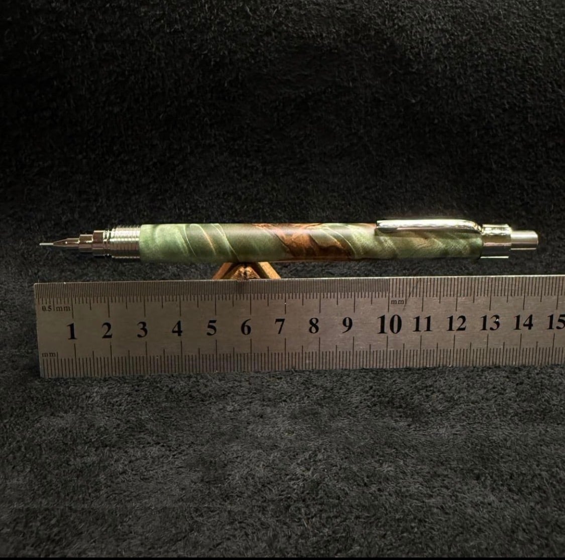 262栃トラ杢スタビ 木製シャーペン 超低重心溝付き ステンレス | handwood