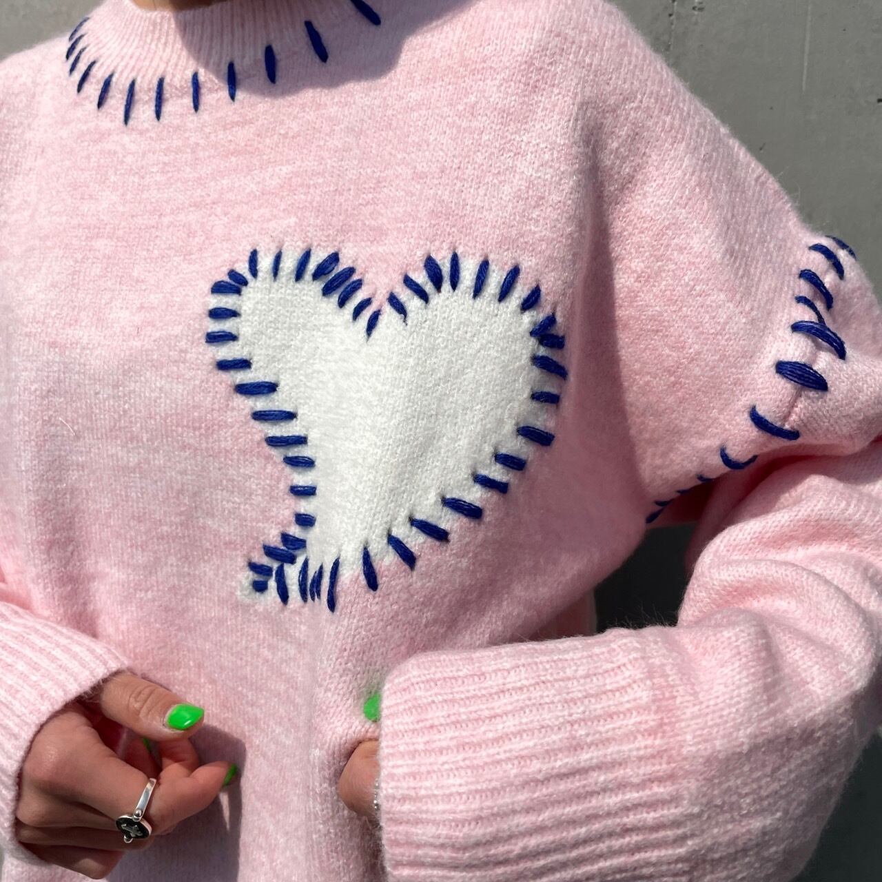 chest heart knit sweater_LN0746