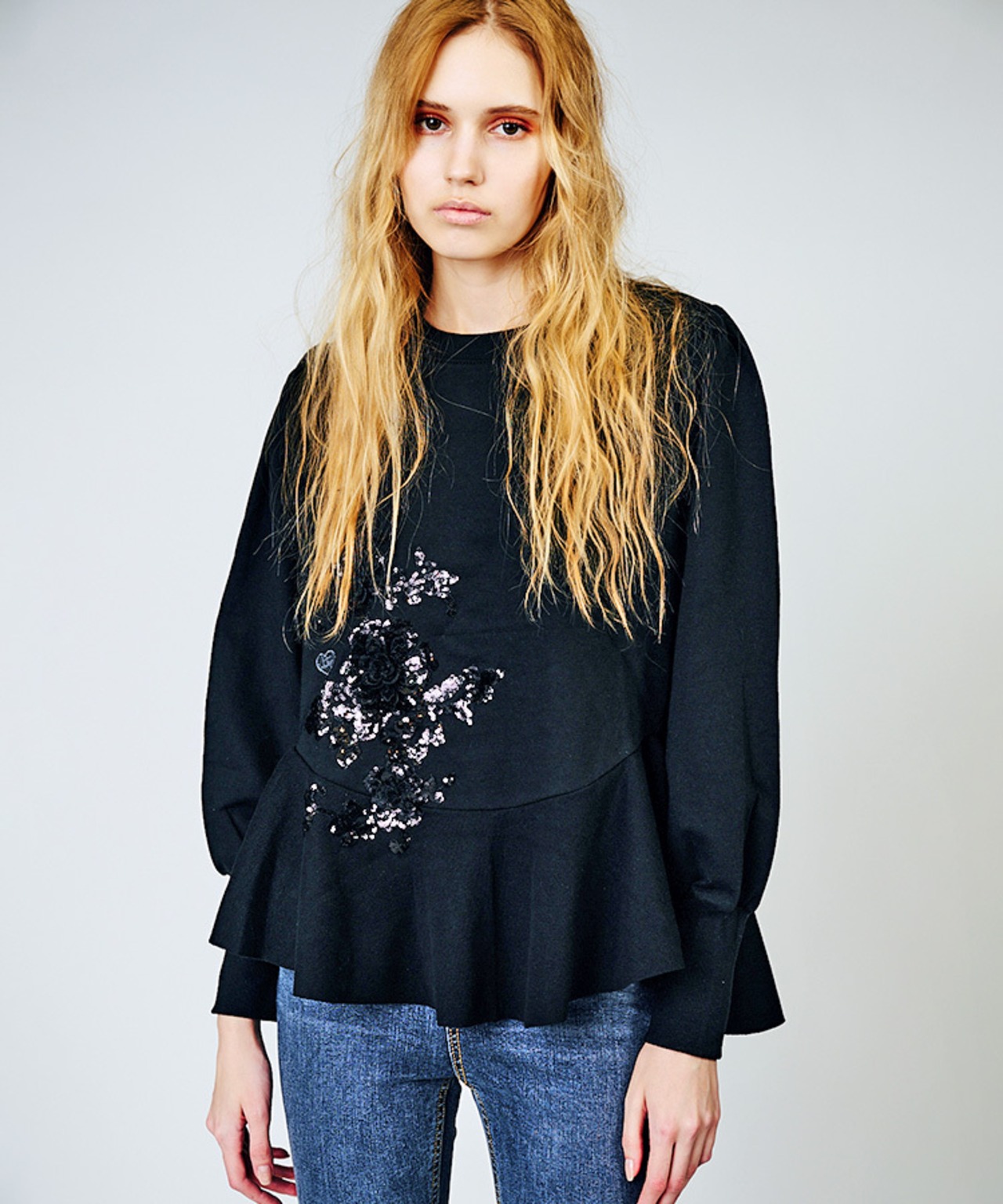 【直営店限定ITEM】ヘムフリルスパンコールTOPS (BLACK) CQ-47138H