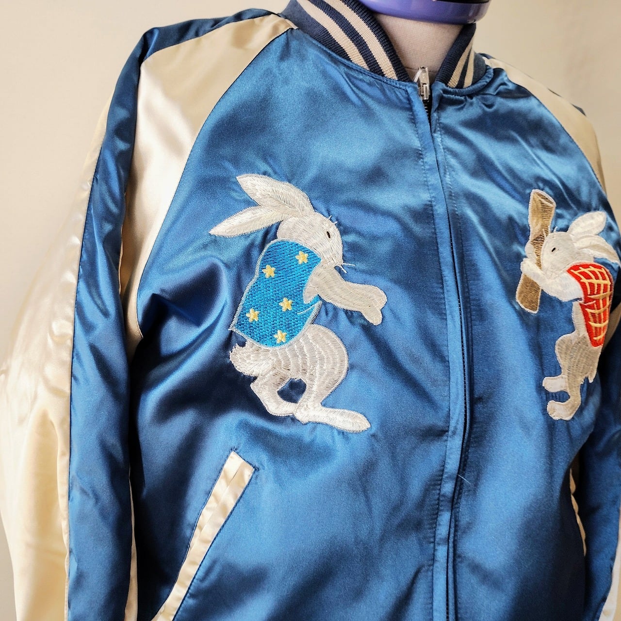 もちつきウサギ刺繍スカジャン L LL Embroidered jumper (SUKAJYAN