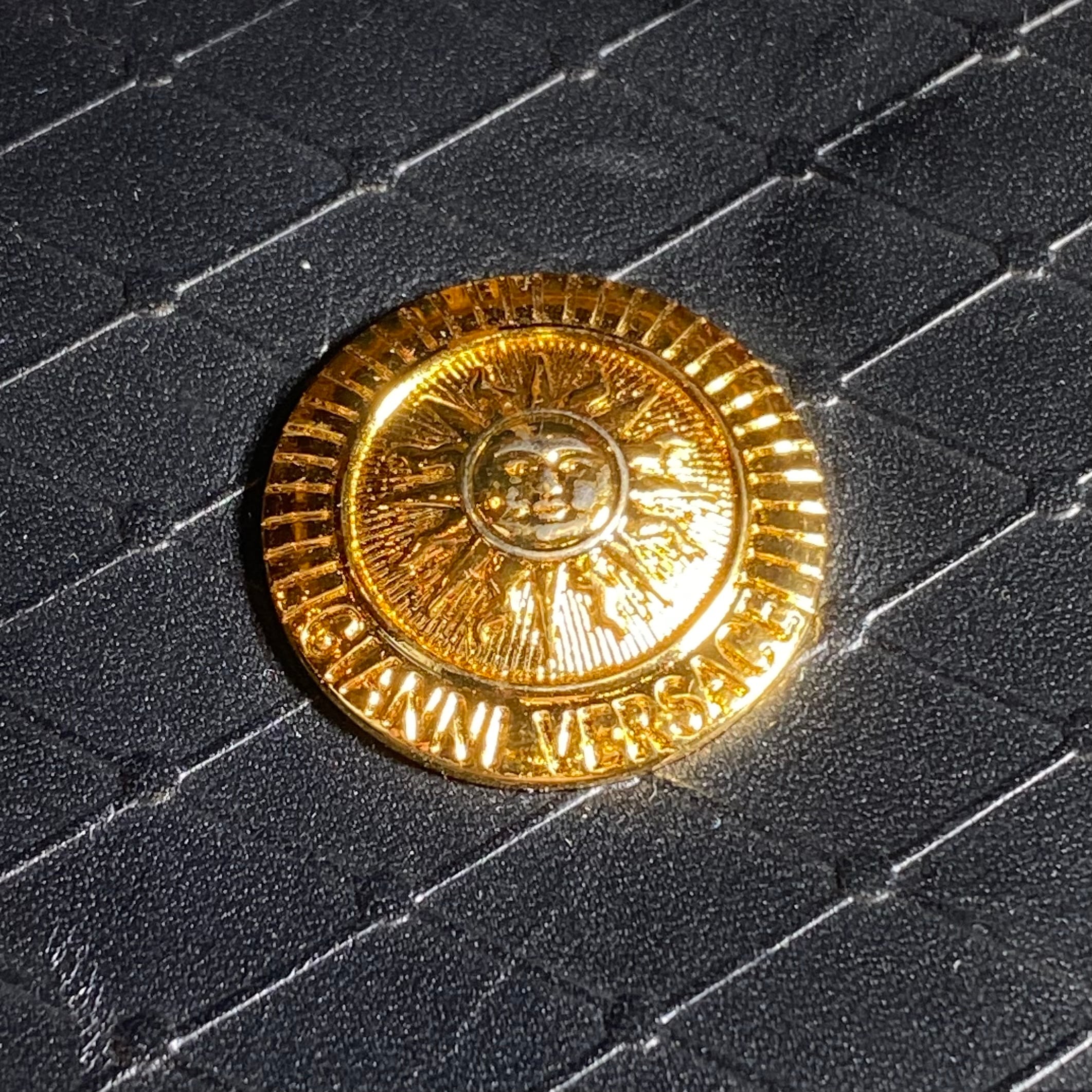 vintage GIANNI VERSACE black leather long wallet | NOIR ONLINE
