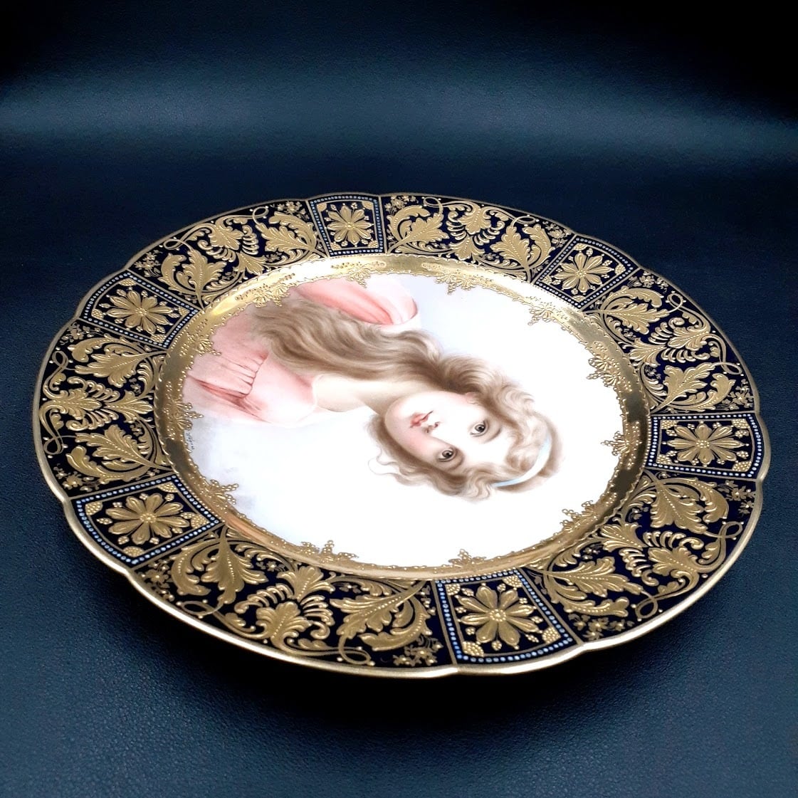 美麗 繊細 ロイヤルヴィエナ 大型 両手付 飾り壺 アンティーク 金彩 ワトー恋人図 1900年頃 Royal vienna vase - Etsy 日本