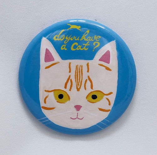森邦保作品 猫マグネット L13（キジトラ白猫イメージ）ロゴマーク付きです。