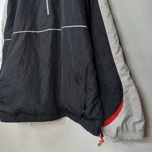 チャンピオン　アノラック　ナイロンパーカー　フーディー　裏起毛　刺繍ロゴ　XL