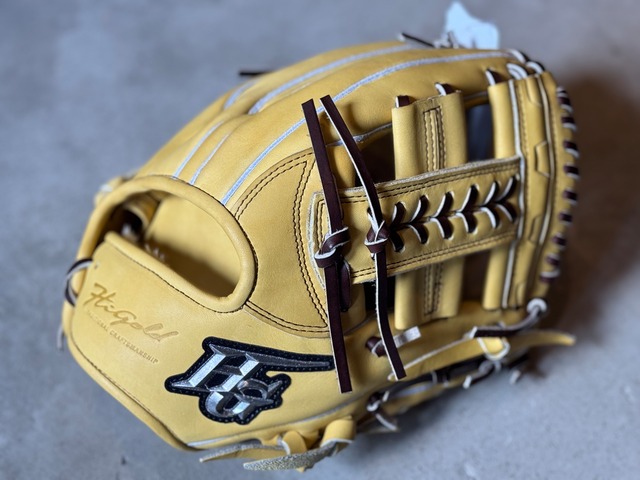 己極シリーズ2025モデル【Hi-GOLD】硬式用グローブ　内野手用　Bゴールド