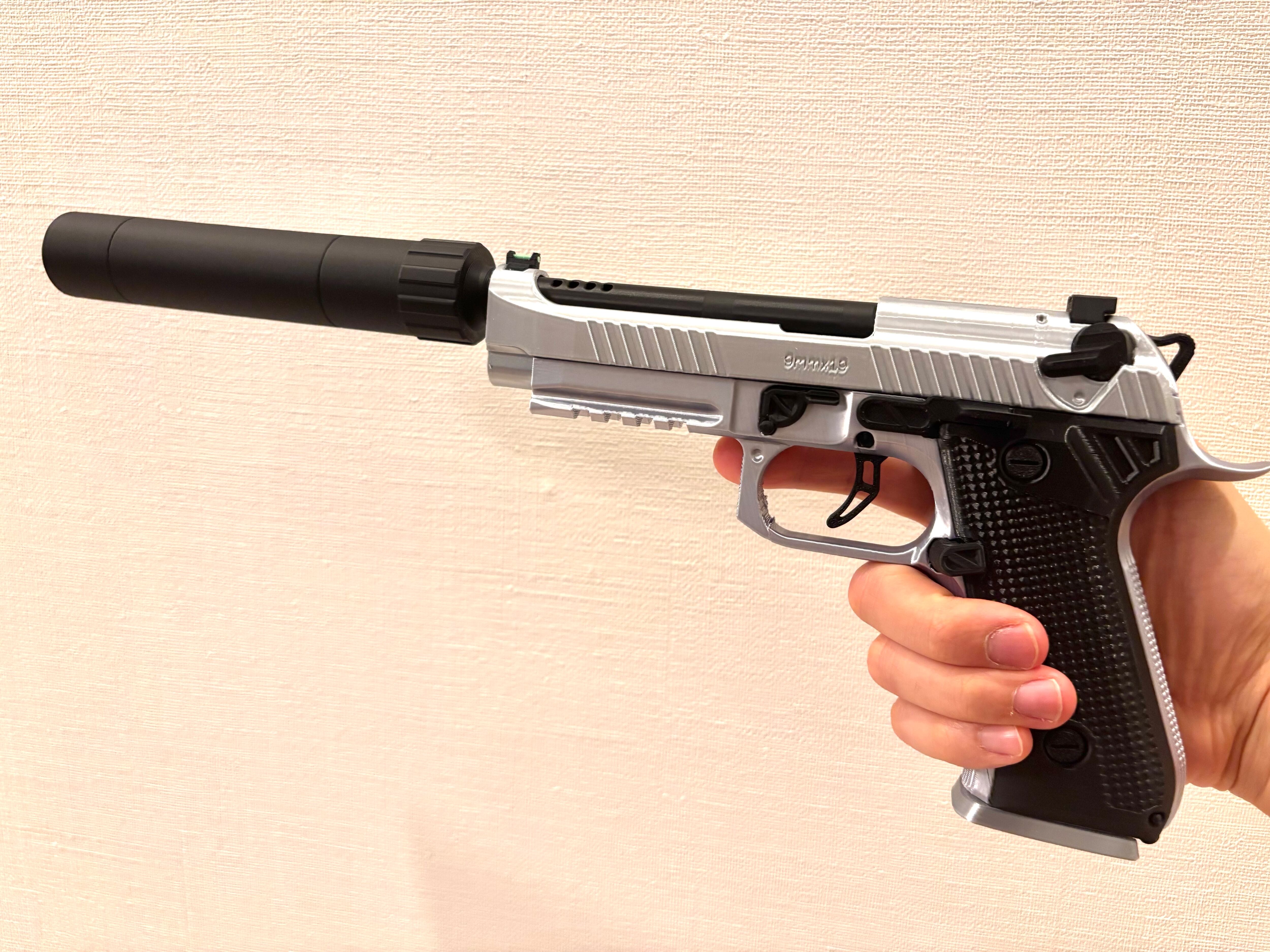007 ファーストライト ワルサーPPK レプリカモデル(金属なし、発射機能