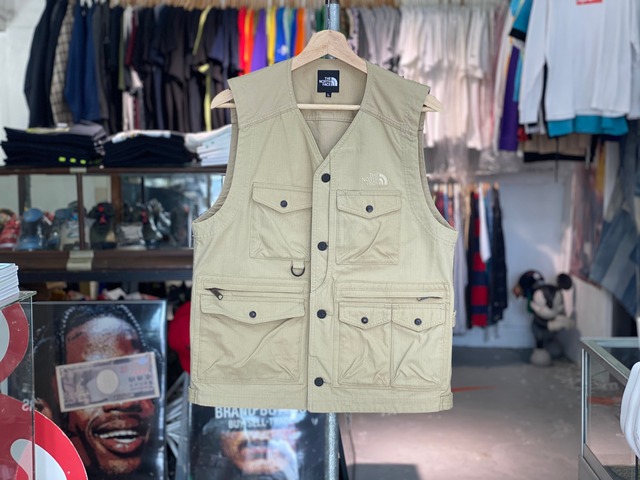 THE NORTH FACE Firefly Camp Vest NP21936 LARGE BEIGE 40KB2733
