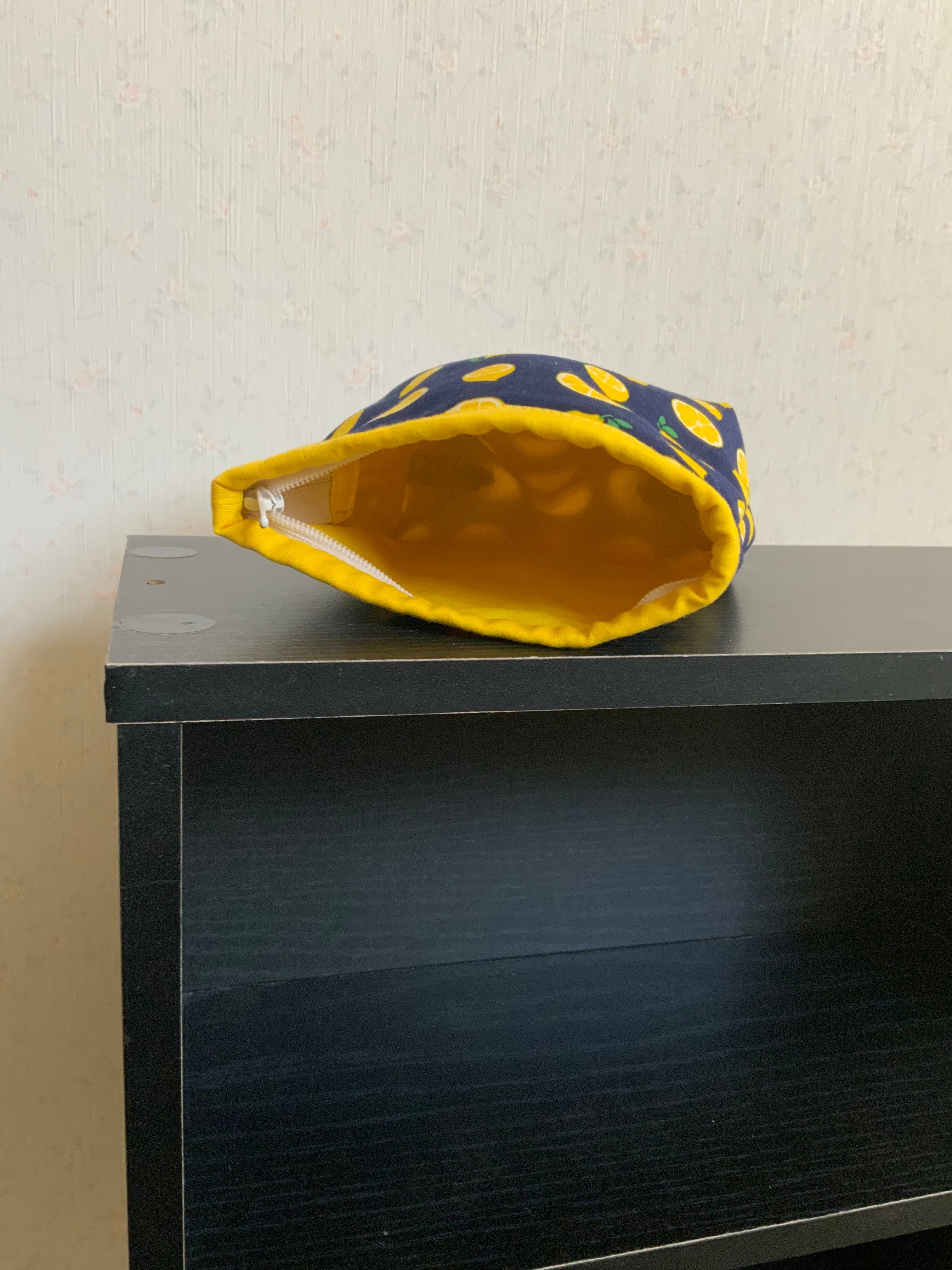 サニタリーポーチちょっと大きめ(レモン） | よつ葵 ハンドメイドのお店