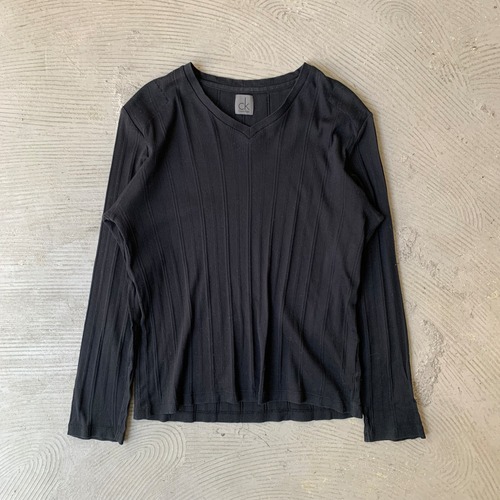 Calvin Klein / V-neck knit sweater