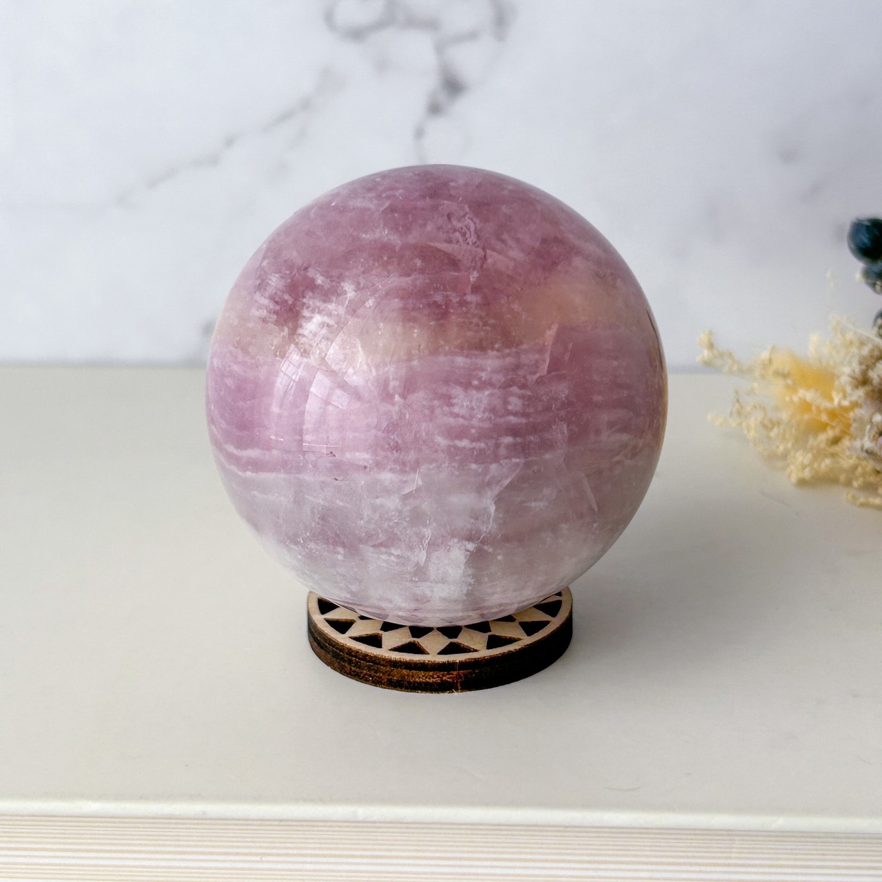 ピンクシルキーフローライト スフィア