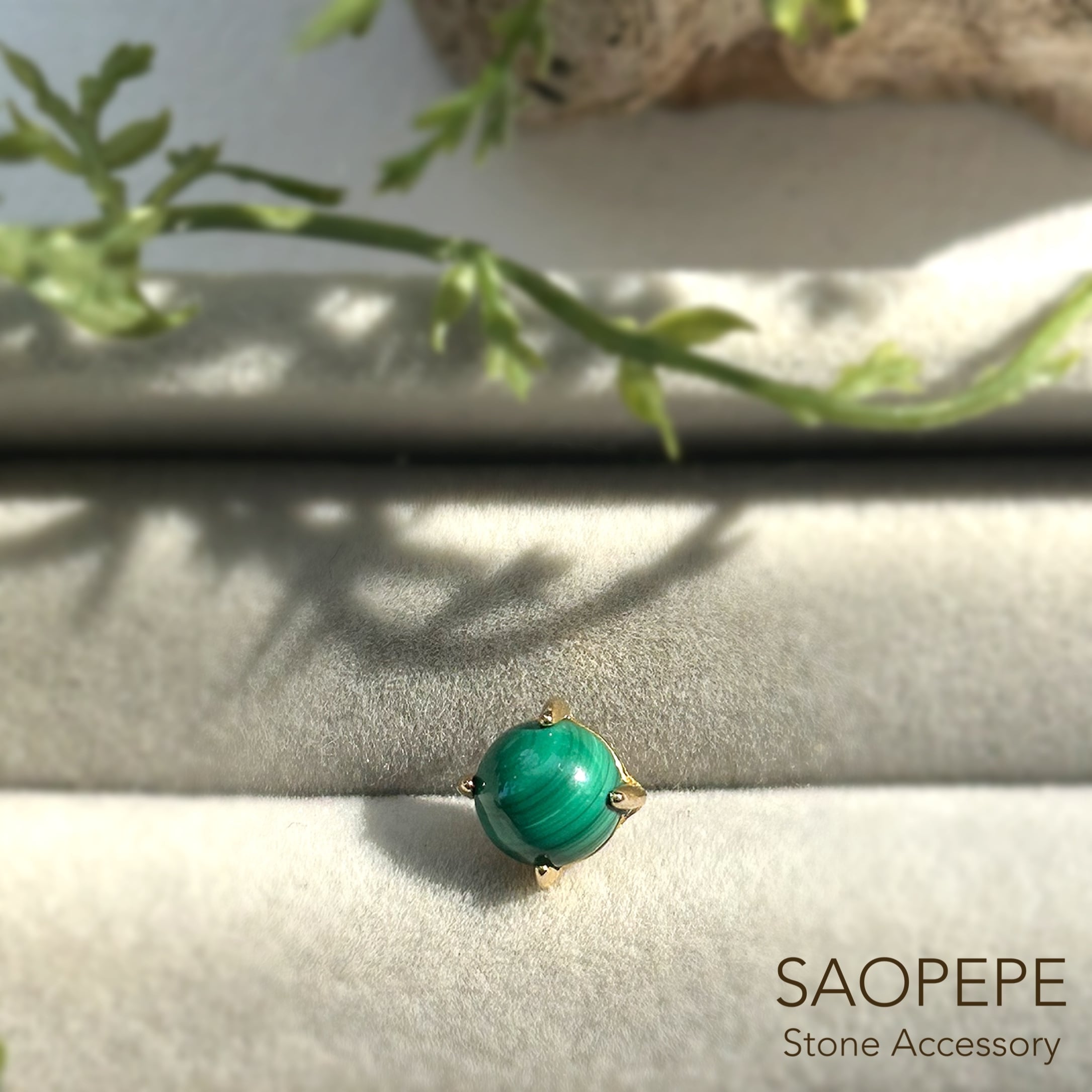 K18YG マカライト カボション ピアス スタッドピアス グリーン 18k K18YG マカライト カボション ピアス スタッドピアス グリーン 18k