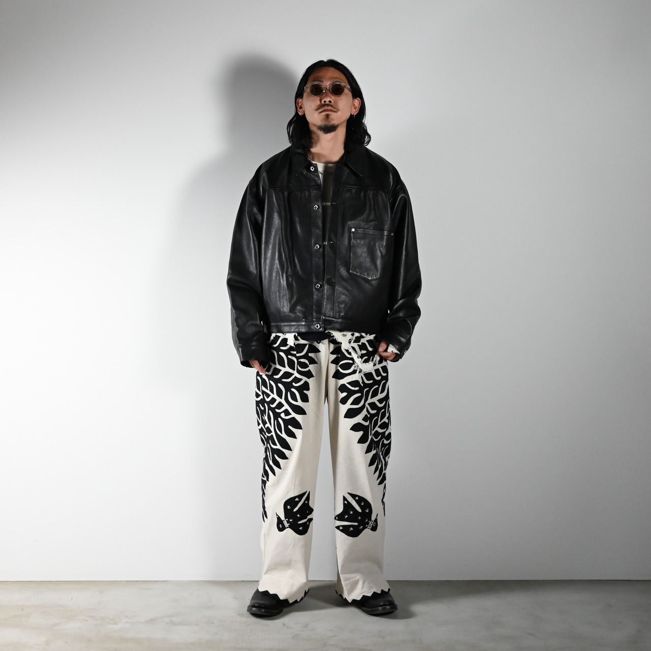 CCUの新作「TRUCKER JACKET」コーディネート