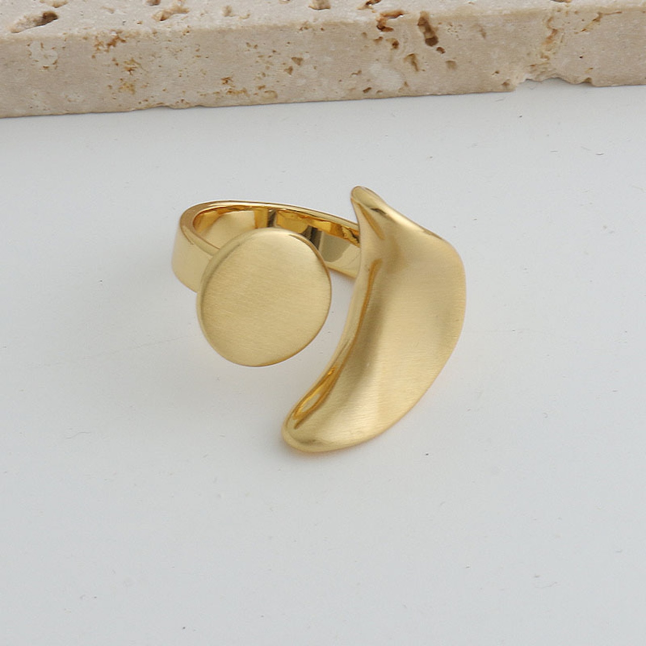 アブストラクト 造形 デザインリング 90033