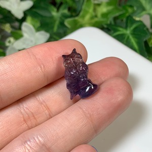 26.可愛い小さいフローライトふくろう