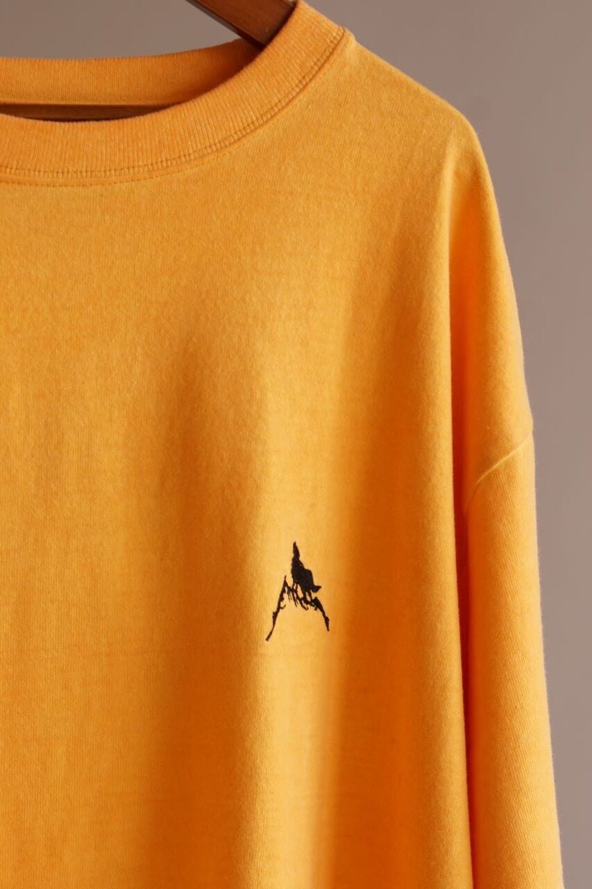 はっくん HKT604 PIGMENT-DYE LOGO T-SHIRT | H.A.K.U MOUNTAIN SUPPLY