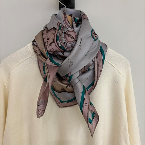 manipuri：1 シルク スカーフ (モノポリ)　88cm × 88cm