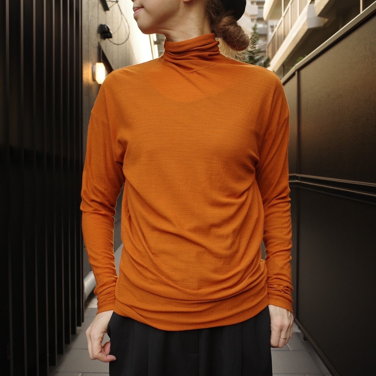 unfil(アンフィル) superfine merino crape-jersey turtle dark orange