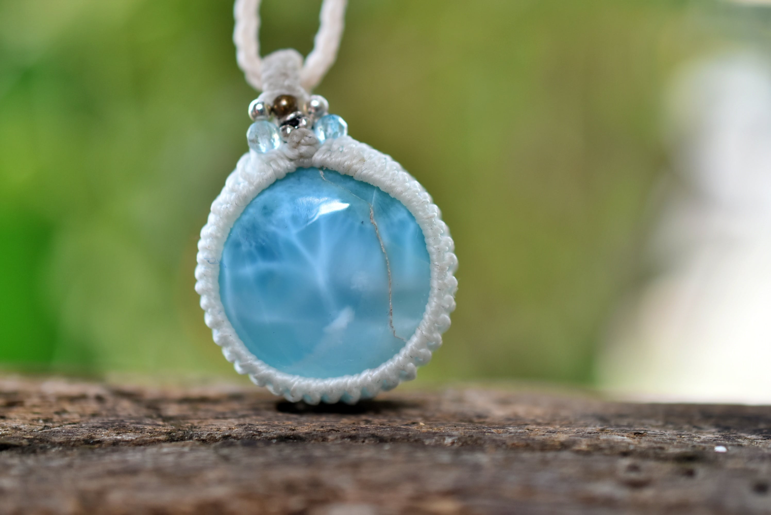 ダブルラリマーの天然石マクラメショートネックレス