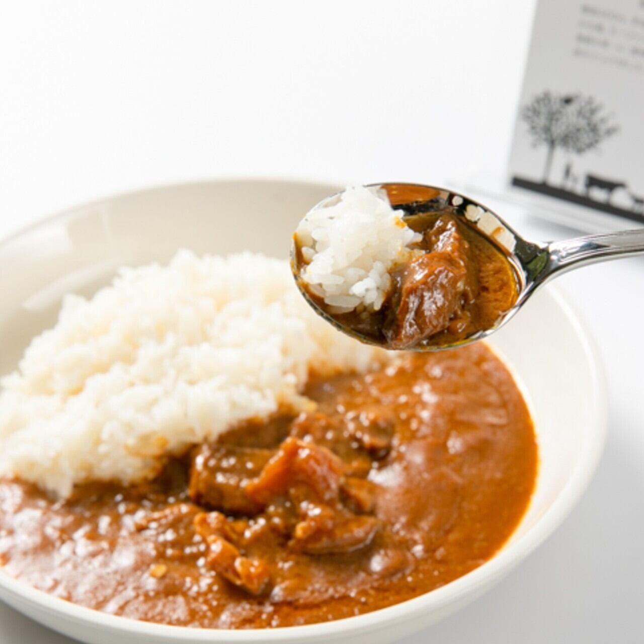 5個入り　牛の匠が作る本格カレー　佐賀県】　風の牧場　厳選したレトルトカレー専門店│メドルマフーズ