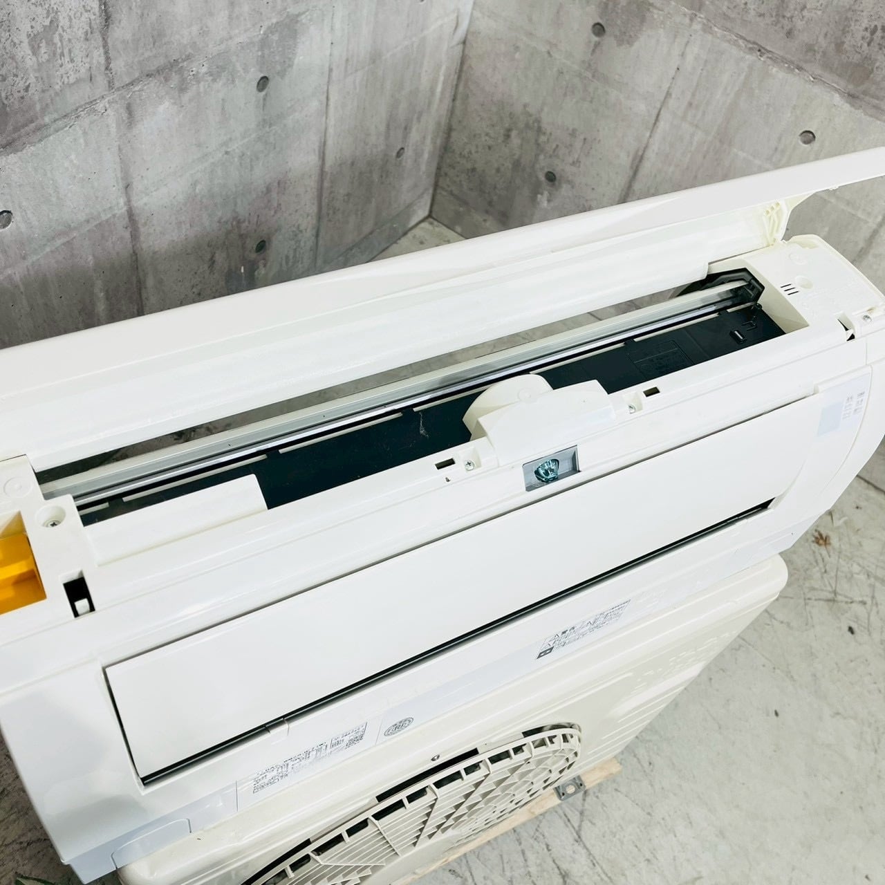 ♦️HITACHI a5691 エアコン 2.8畳用 2020年製 20♦️ | 中古エアコン
