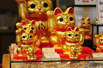 金箔貼 招き猫置物10号 「招財金猫」 | 金箔屋本舗