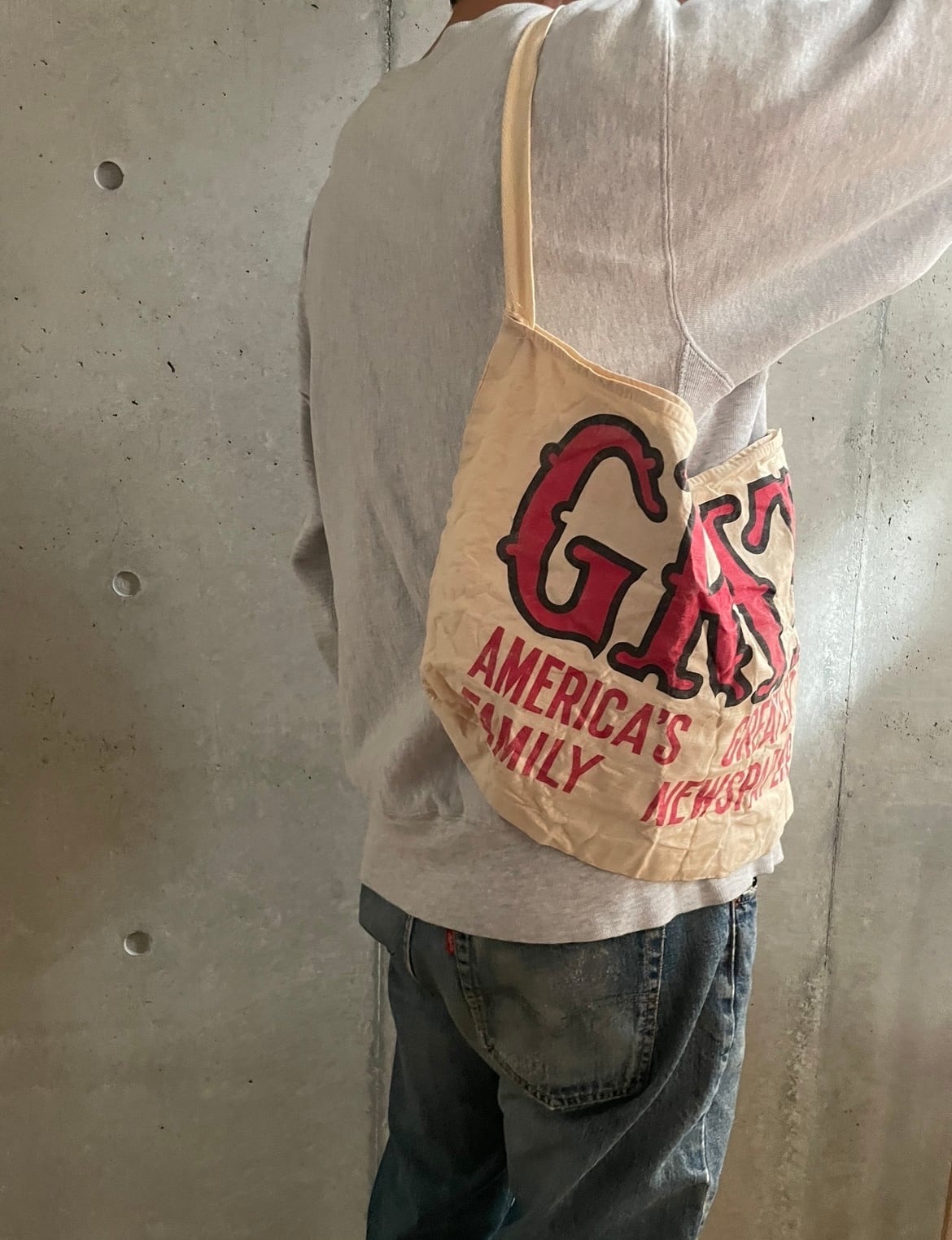 50s GRIT NEWSPAPER BAG | moonbirds vintage 50s GRIT NEWSPAPER BAG | moonbirds vintage