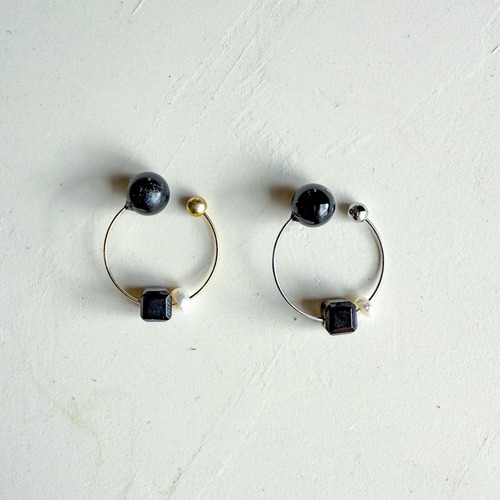 感動イヤーカフ/ オニキス（reversible）