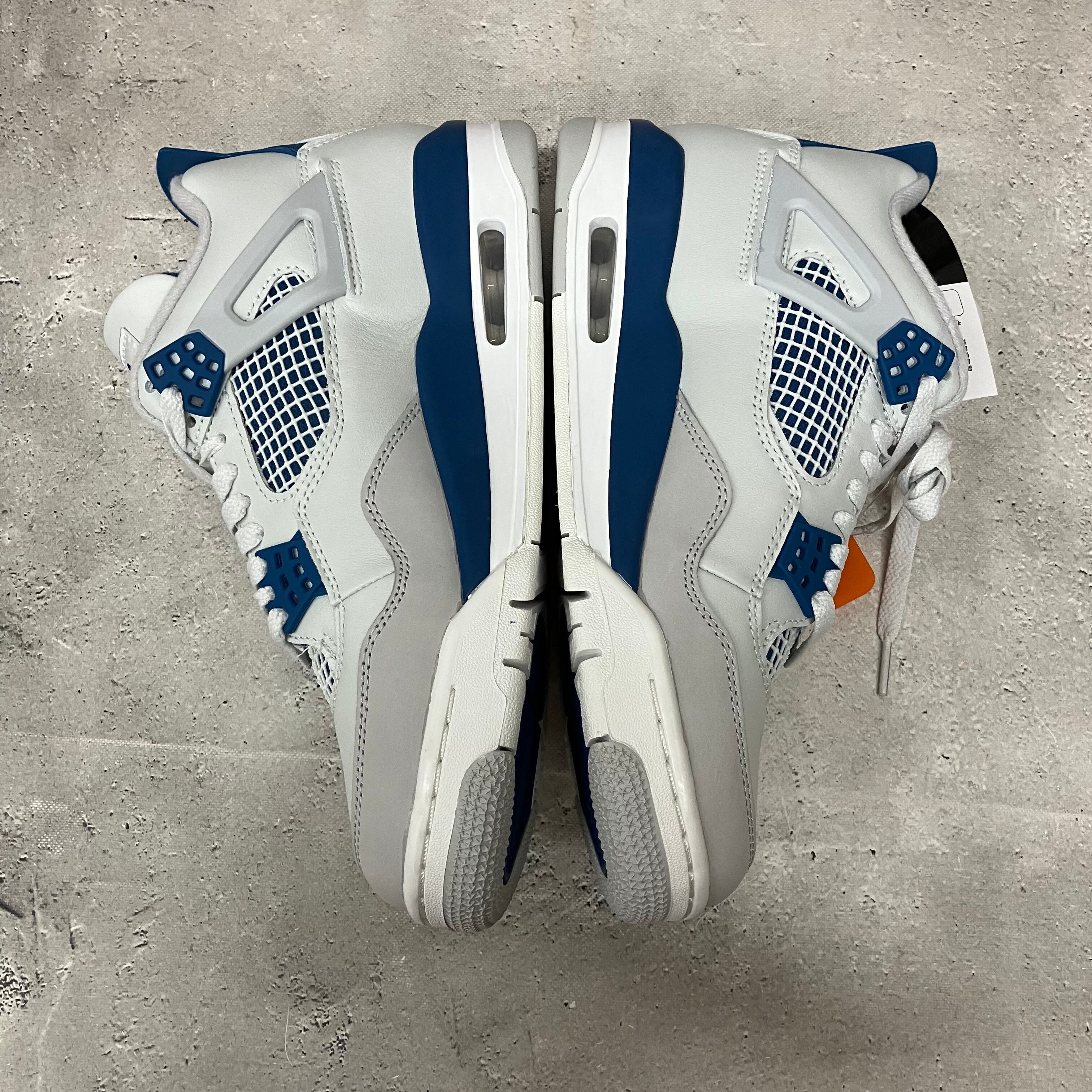 Nike Air Jordan 4 Retro 