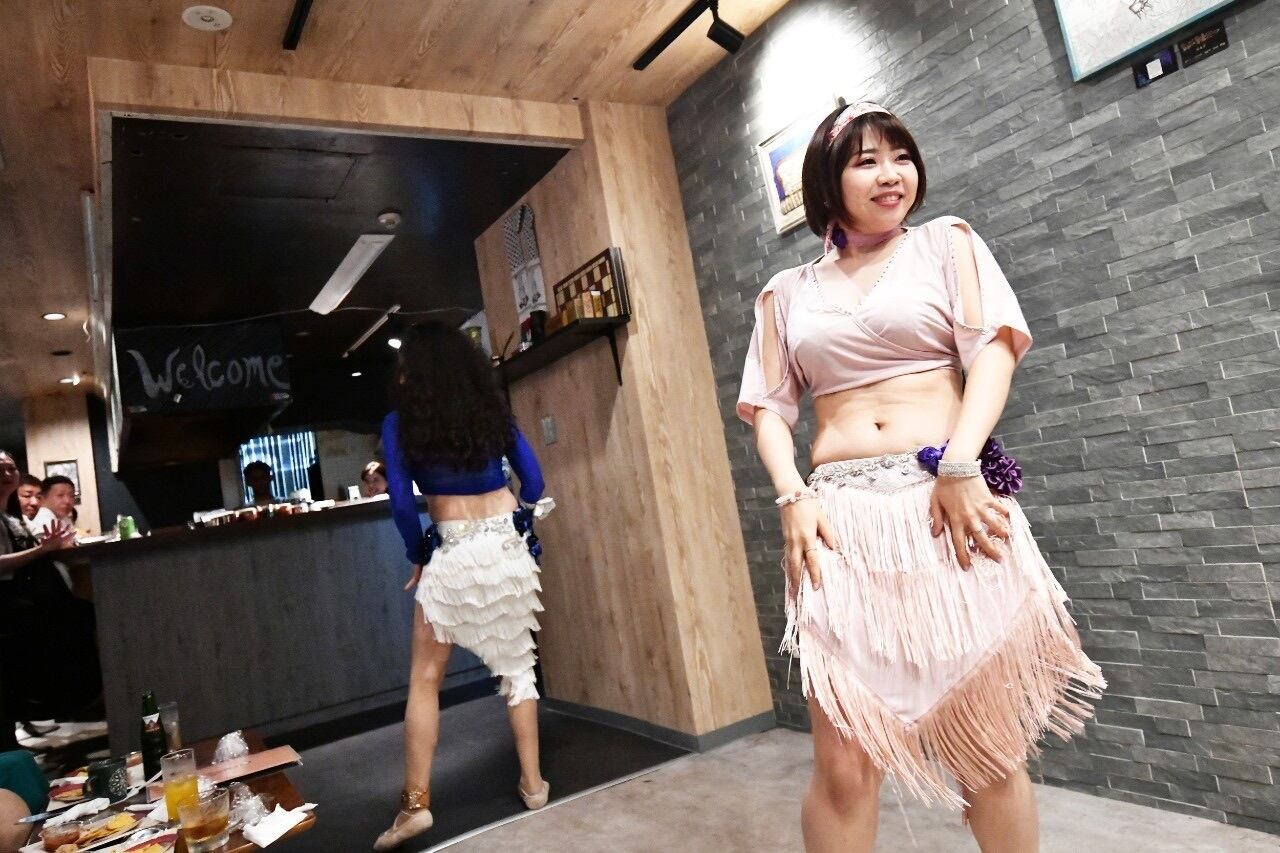 ベリーダンスドラムソロ V ネックダンス服サルササンバ衣装プラス