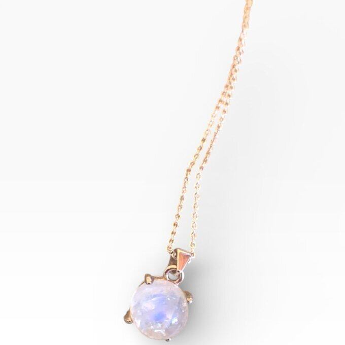 【一点物】✦6月の誕生石✦⋆.·SV925⋆.満月レインボームーンストーンPetitネックレス⋆.·Moonlit Dream.·✦no99
