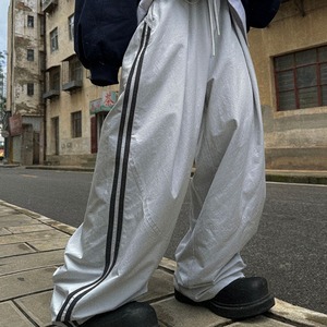 ホワイトグレーラインナイロンルーズパンツ　1101