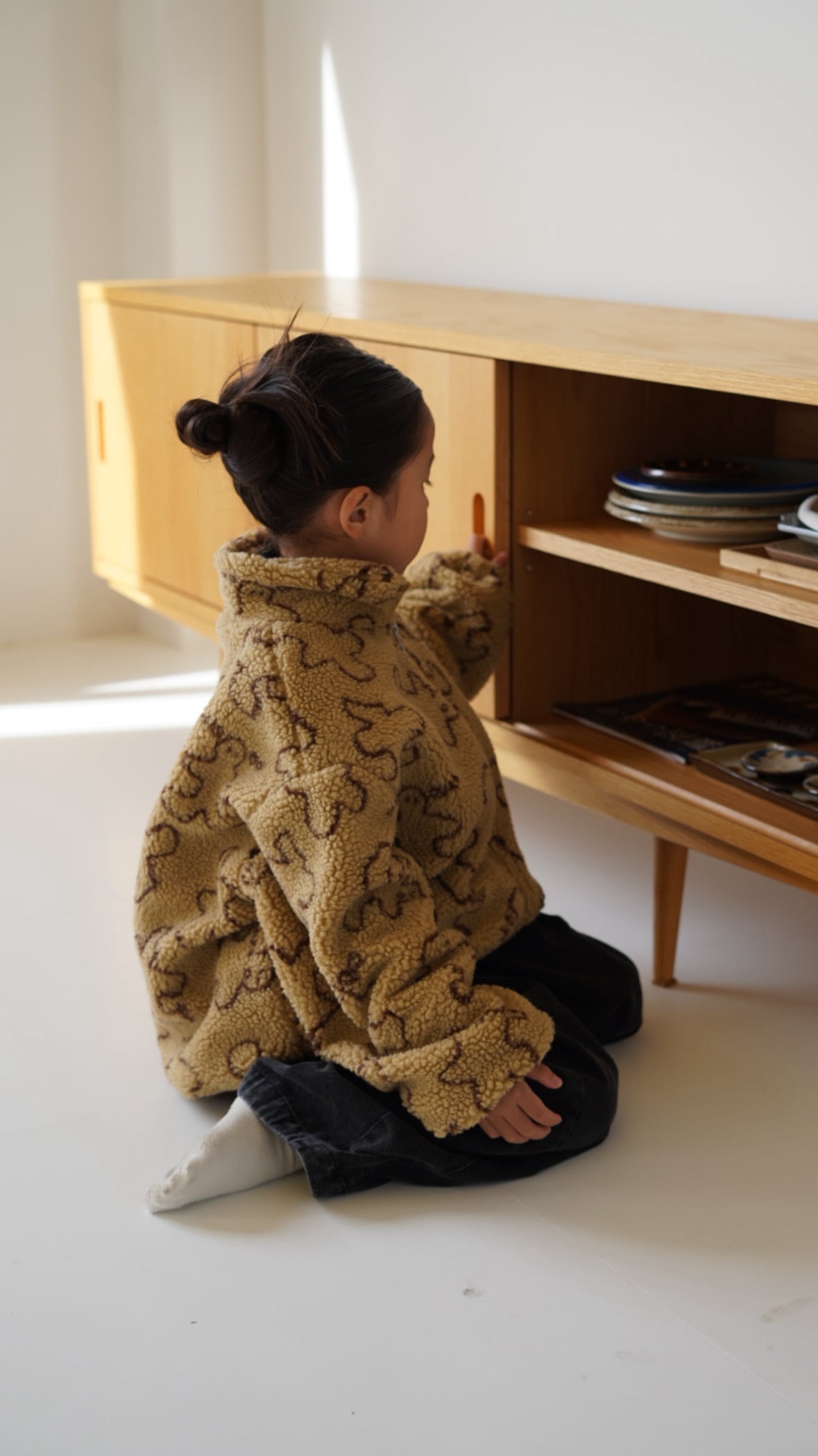 Warm Hug Boa Blouson | chaisy