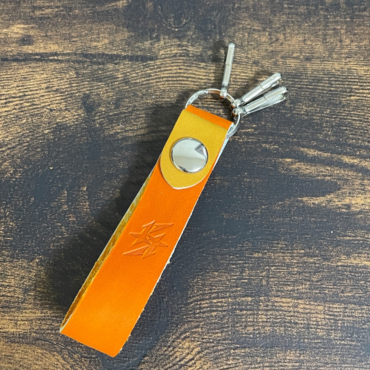 グローブレザー キーホルダー ストラップ マルチカラー 【国産牛革】