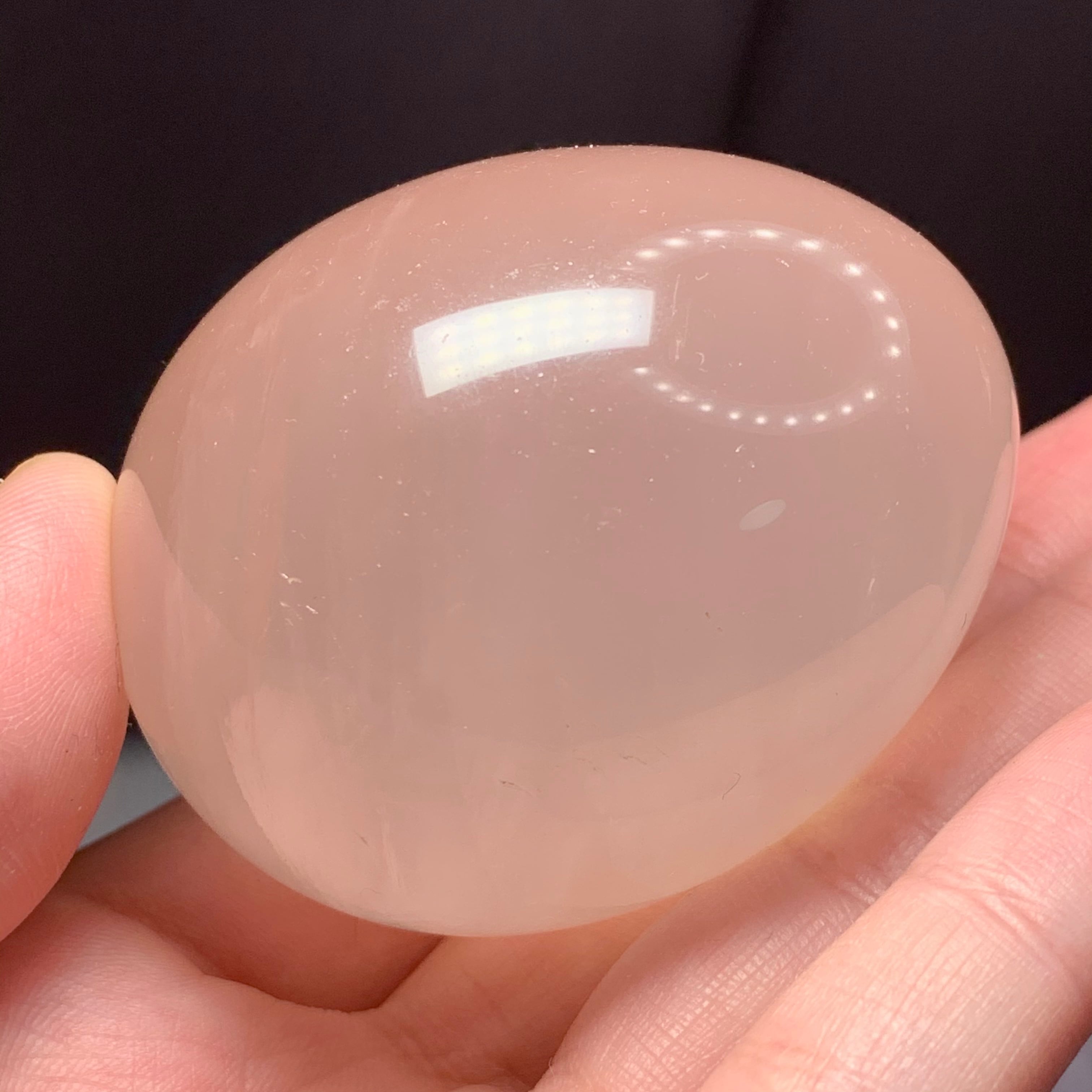 天然石 ローズクォーツ 希少ローズクォーツ 大きなたまご 天然石 ローズクォーツ 希少ローズクォーツ 大きなたまご インテリア