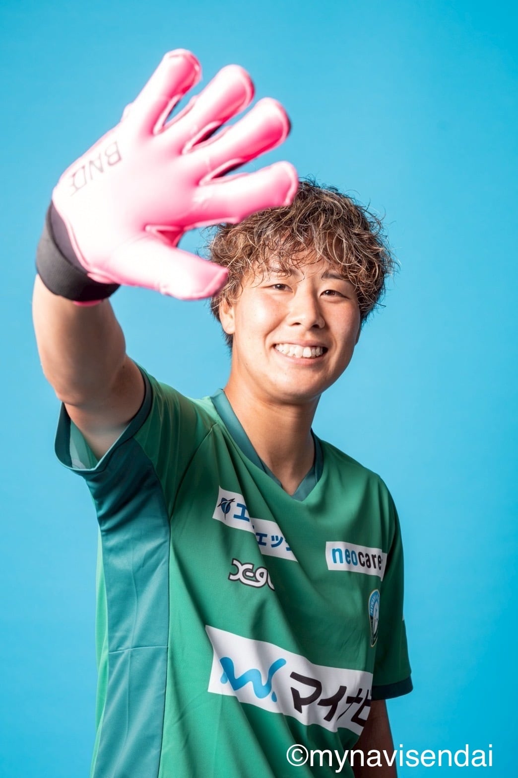 伊藤有里彩選手 グローブサポート企画 | BANDE glove