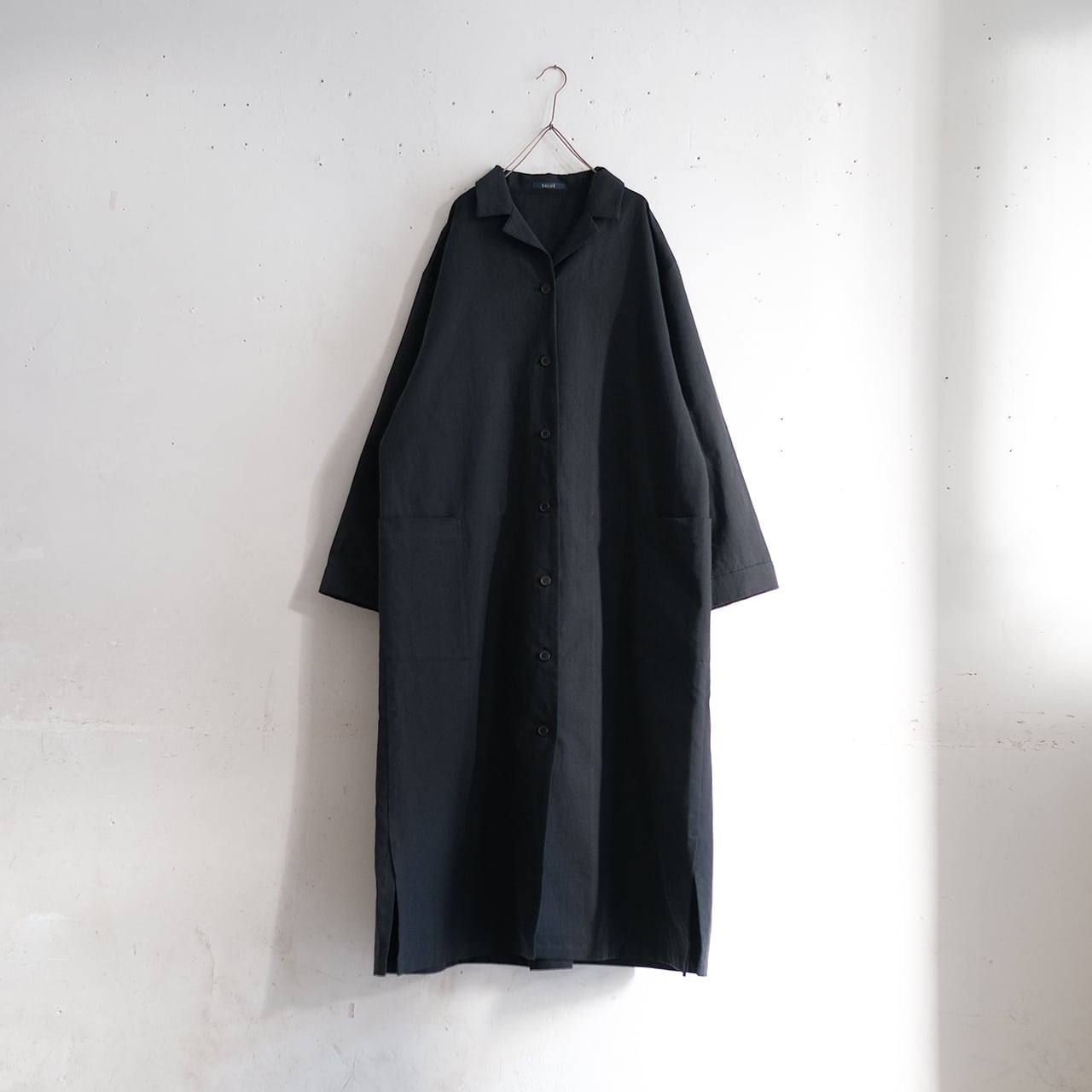 open collar dress coat/cotton linen 〈black〉