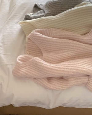 liter diana alpaca v-neck knit