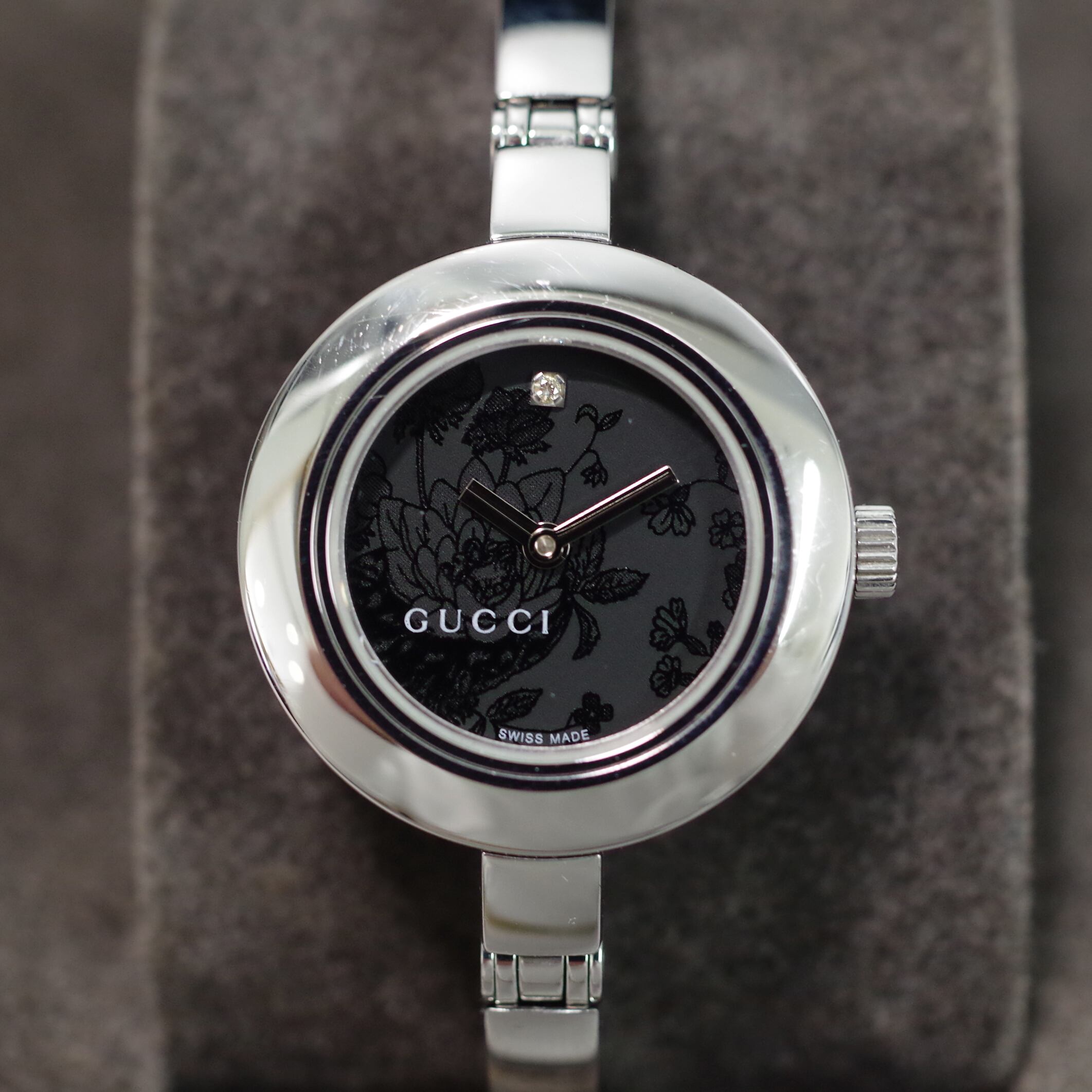GUCCI グッチ 105 Gサークル フローラ 1Pダイヤ ブラック文字盤 SS クォーツ 腕時計 レディース 3995