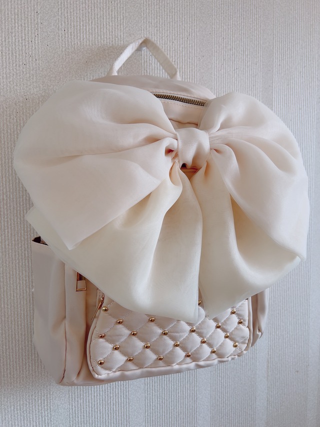 リボンボンリュック