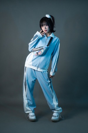 ∴ yuenii training suit β pants / planet