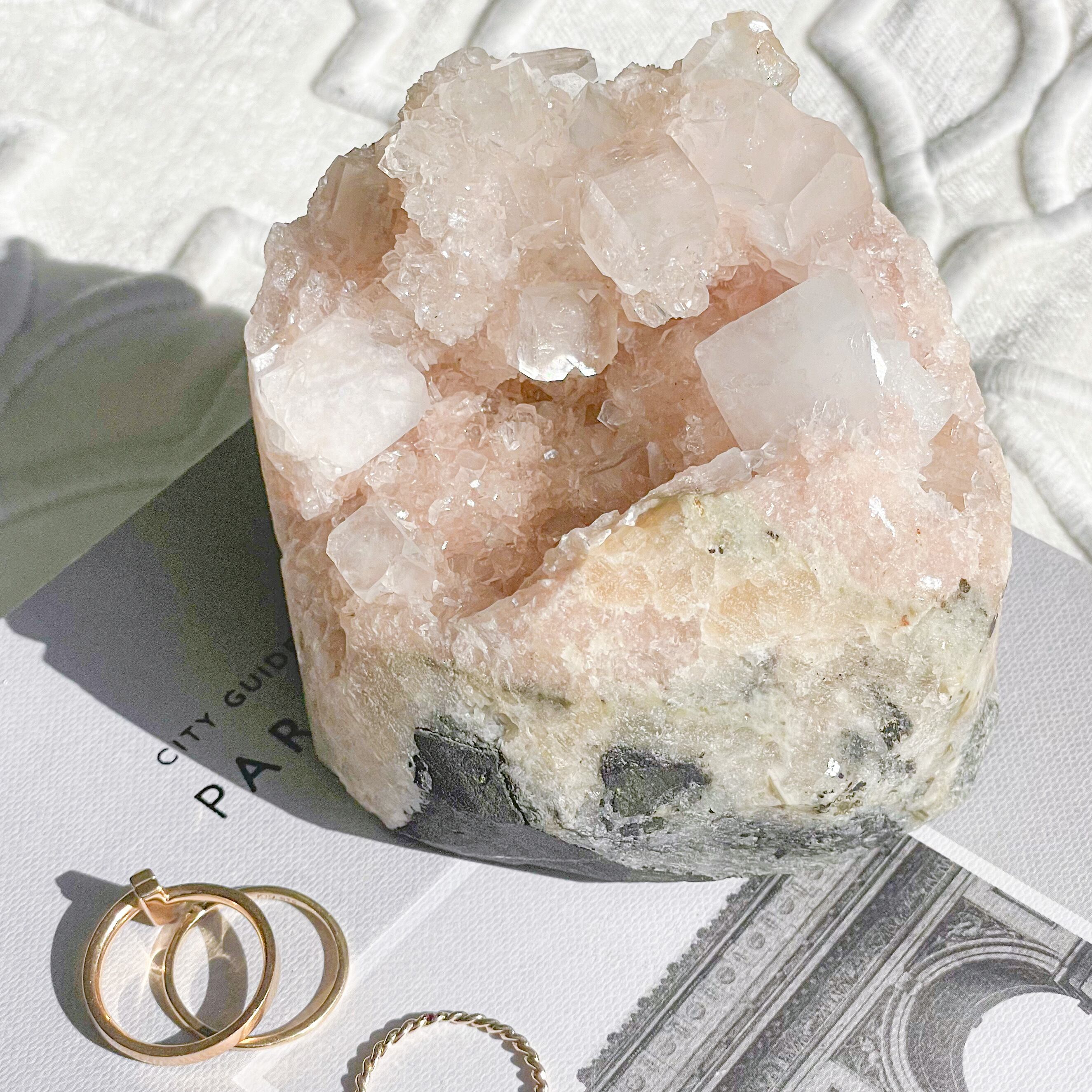 ピンクアポフィライト411ｇ ピンクアポフィライト 11◇ Pink Apophyllite ◇天然石・鉱物