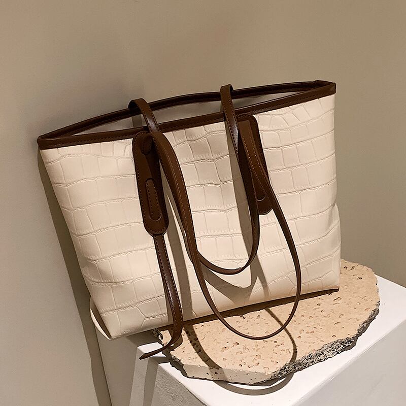 カジュアルオータムウィンター レッド 秋物 冬物 トートバッグ Tiancai_Wing_Bag11165788759