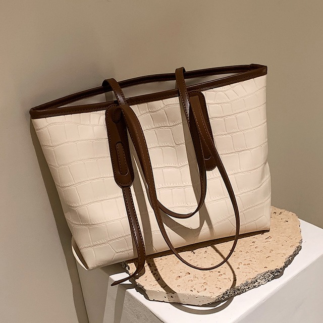 カジュアルオータムウィンター レッド 秋物 冬物 トートバッグ Tiancai_Wing_Bag11165788759